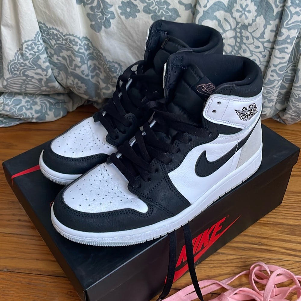 Air Jordan 1 Retro High OG (unisex) Bleached Coral